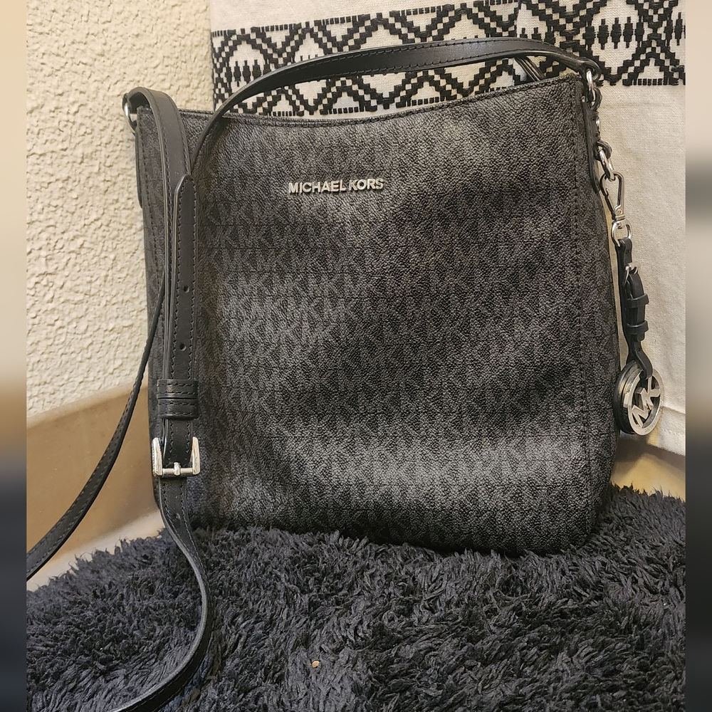 MK Crossbody